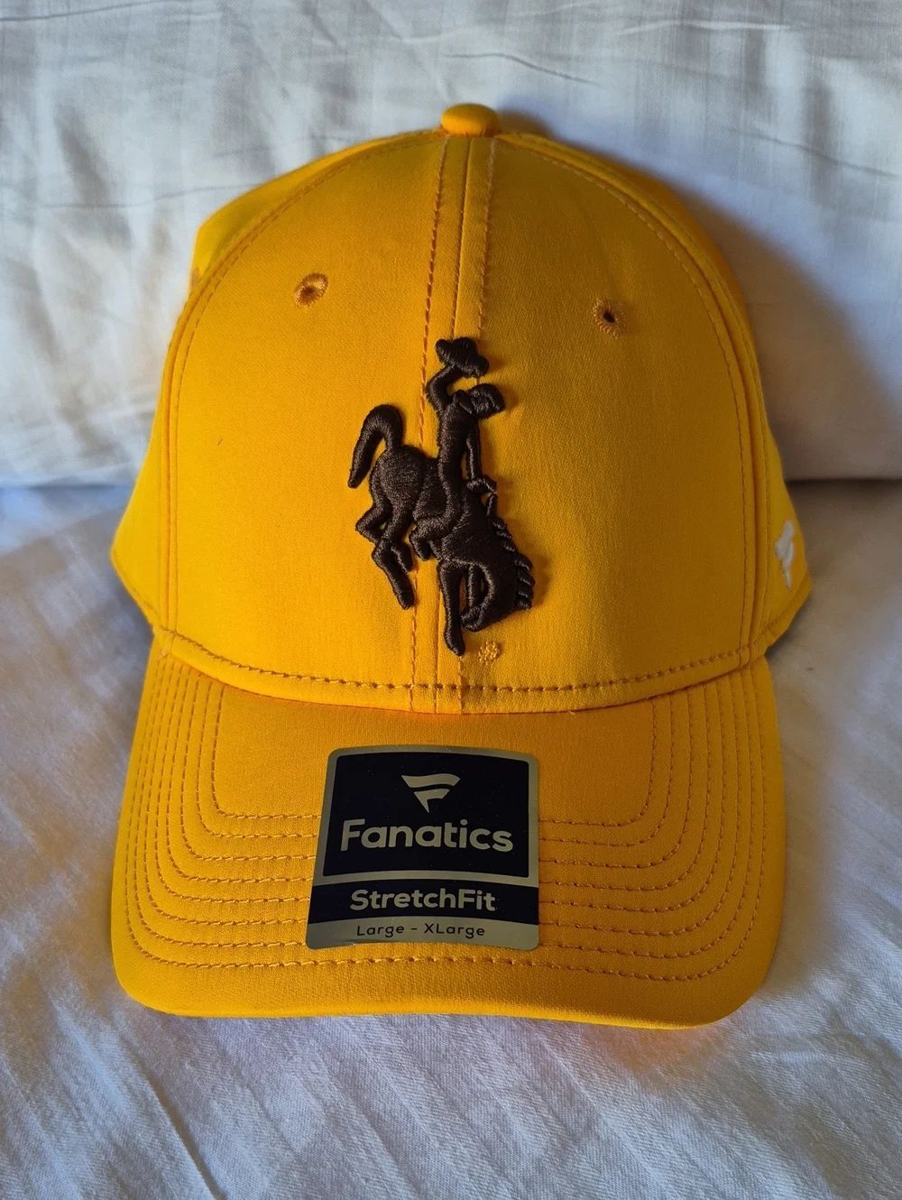Fanatics University of Wyoming Cowboys Flexfit Large/XL Hat - New